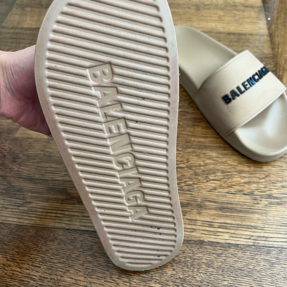 Genuine BALENCIAGA  slides good condition!!!
